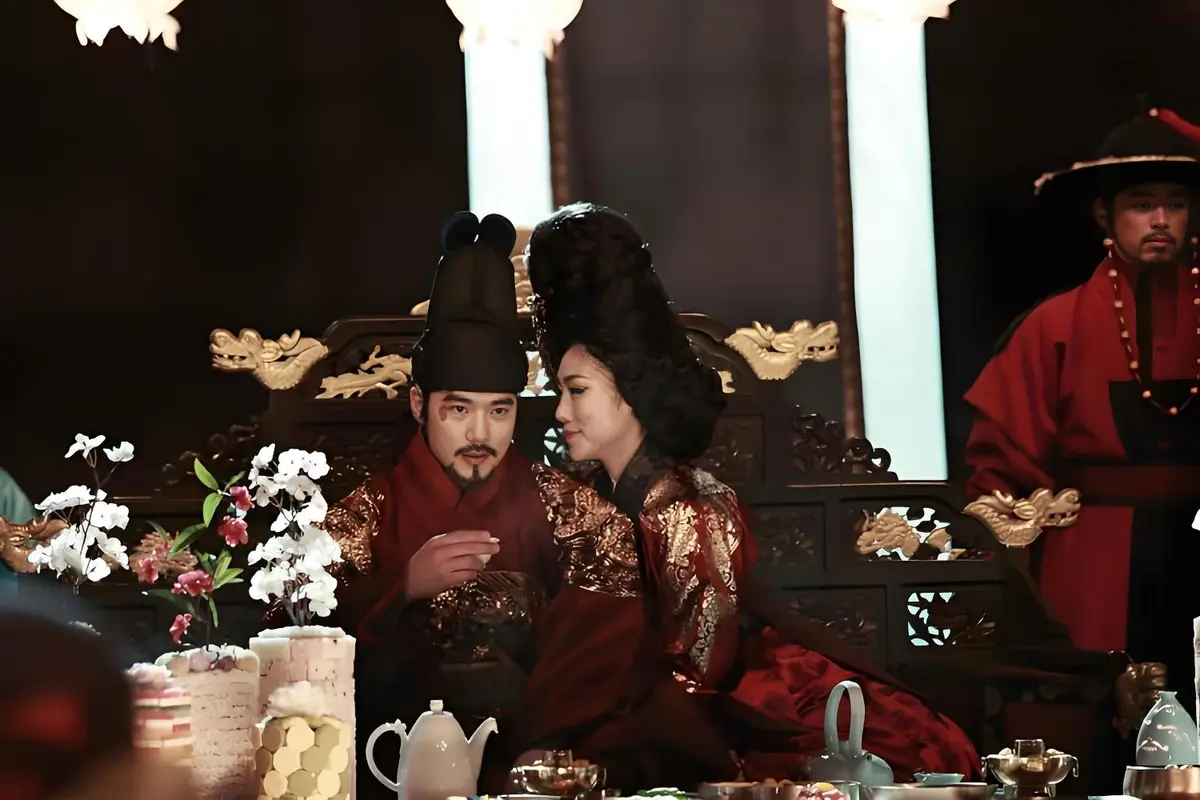 《奸臣》韩国电影未删减版 HD高清无广告在线观看 - 奸臣高清完整版免费观看 - VS影院