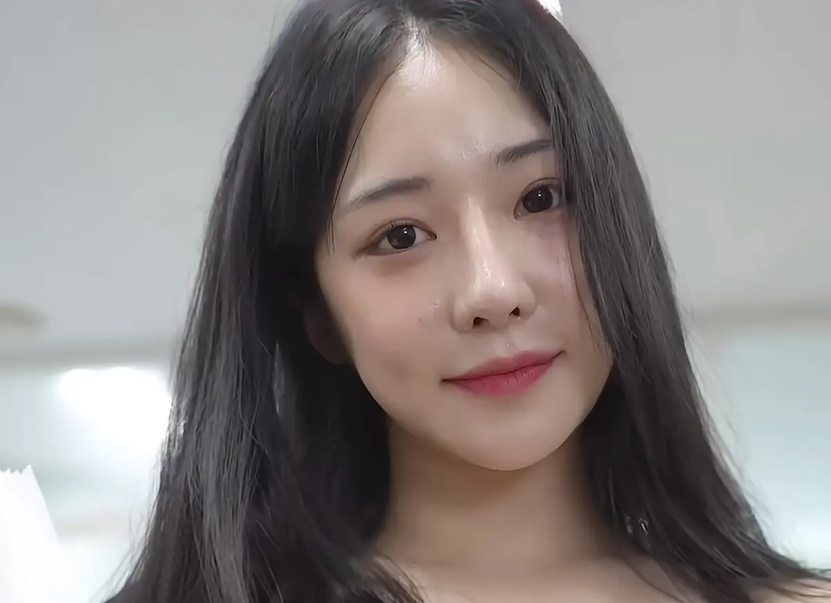 韩国短剧《hi-teenager神奇的眼镜》全集在线观看 - 超清未删减免费播放不卡顿 - 星空影院完整版资源随心看